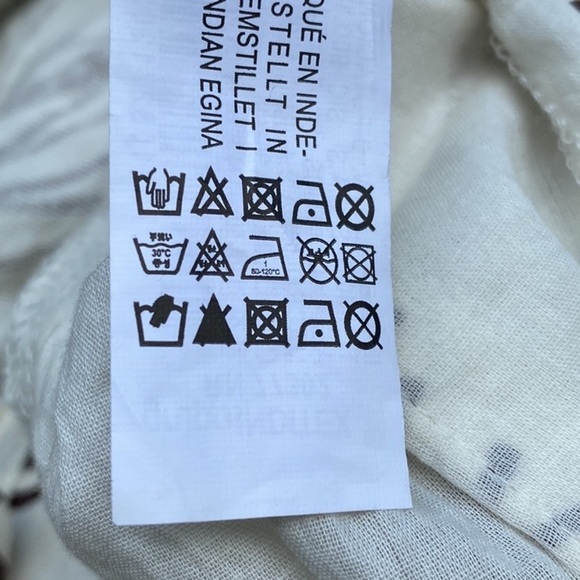 NWOT. Zara Cream/Ecru Printed Jewel High Waisted Shorts. Size S. - Picture 7 of 7